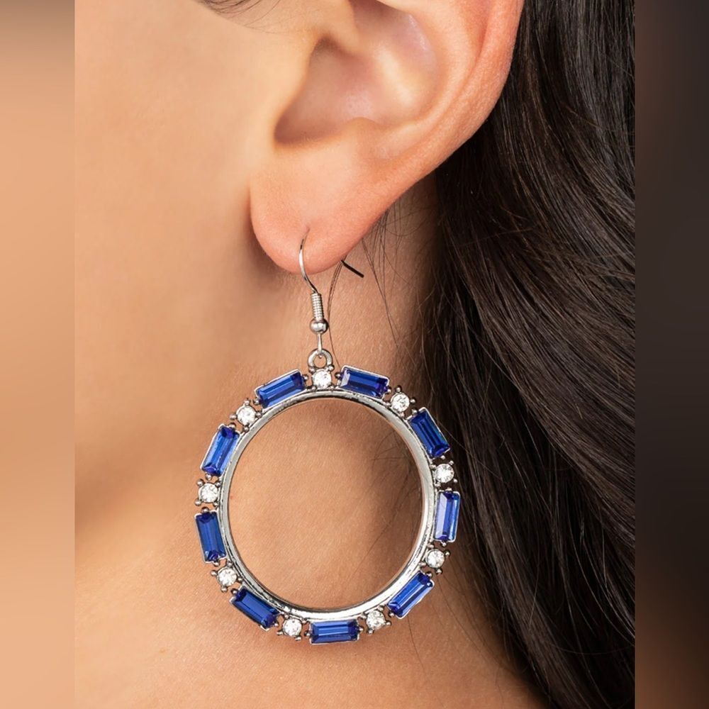 Paparazzi gritty glow blue earrings - Picture 2 of 3